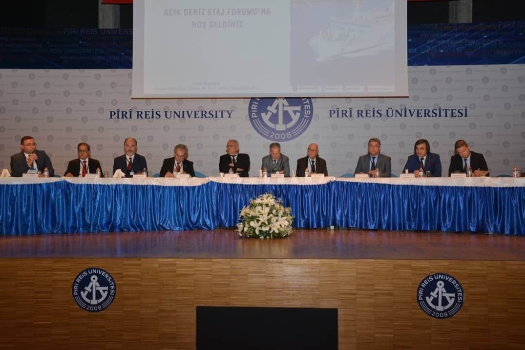 Piri Reis Üniversitesinde Forum: Staj Sorununa Sektörel Ve Ticari Bakış